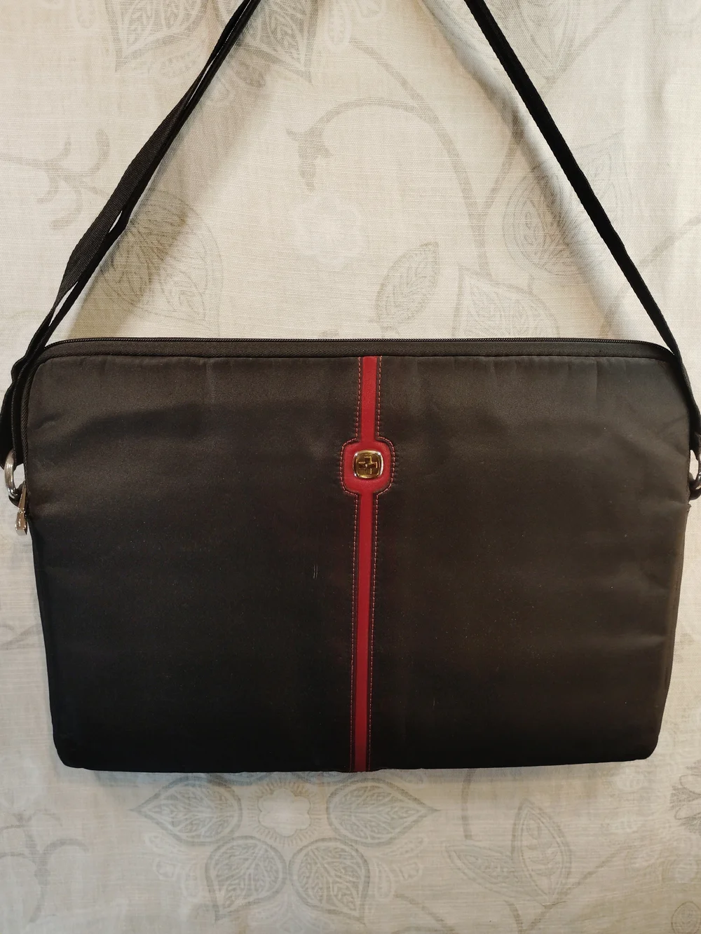 Men's Black Laptop Shoulder Bag with Red Accent